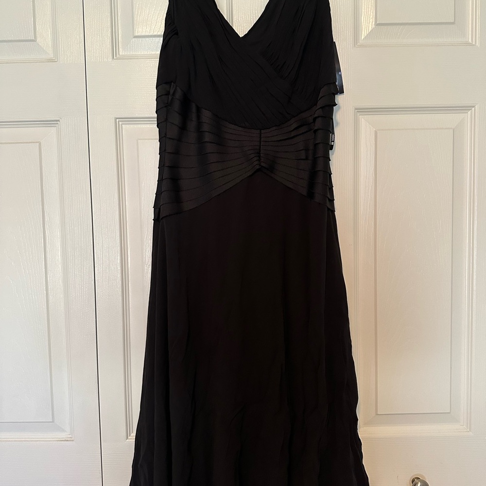 Elegant Black Evening Dress